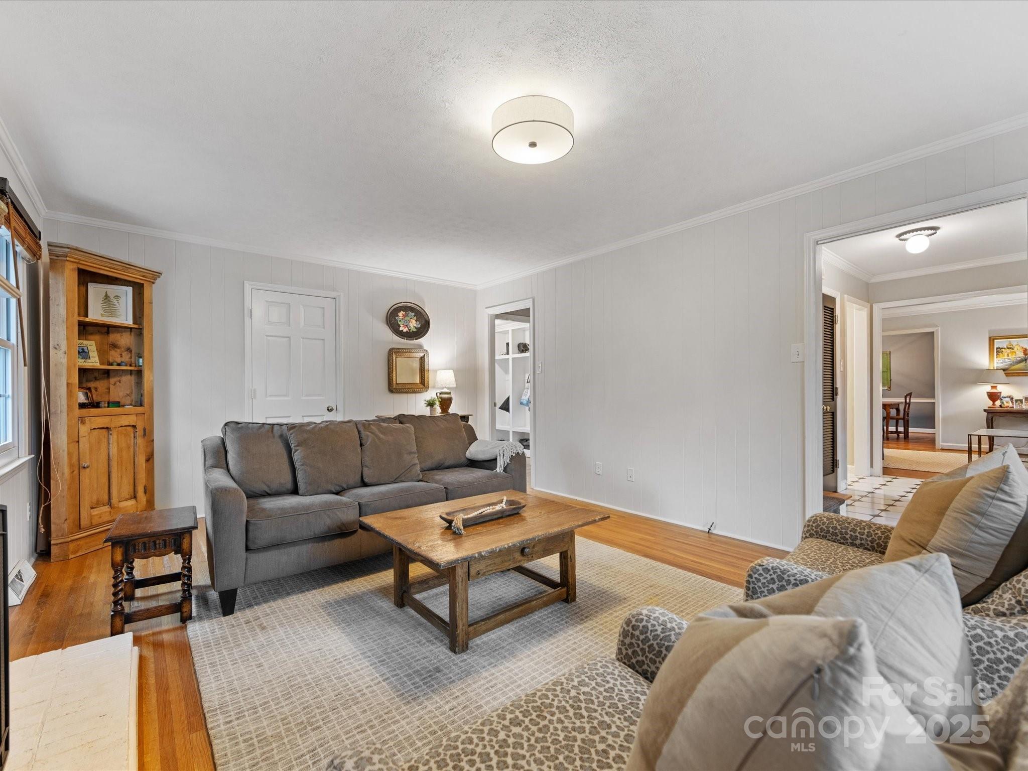 Beverly Woods East - Residential