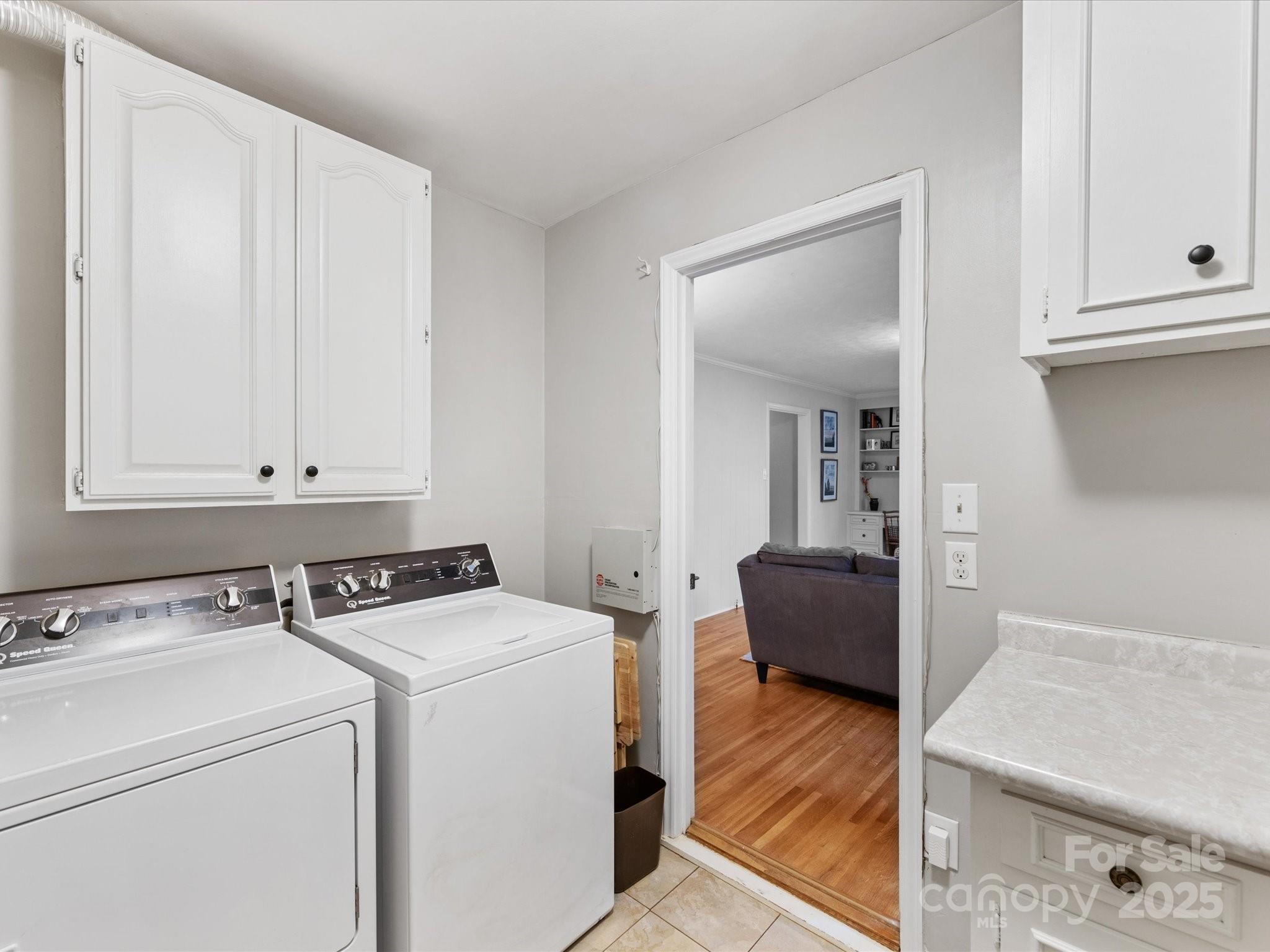 Beverly Woods East - Residential