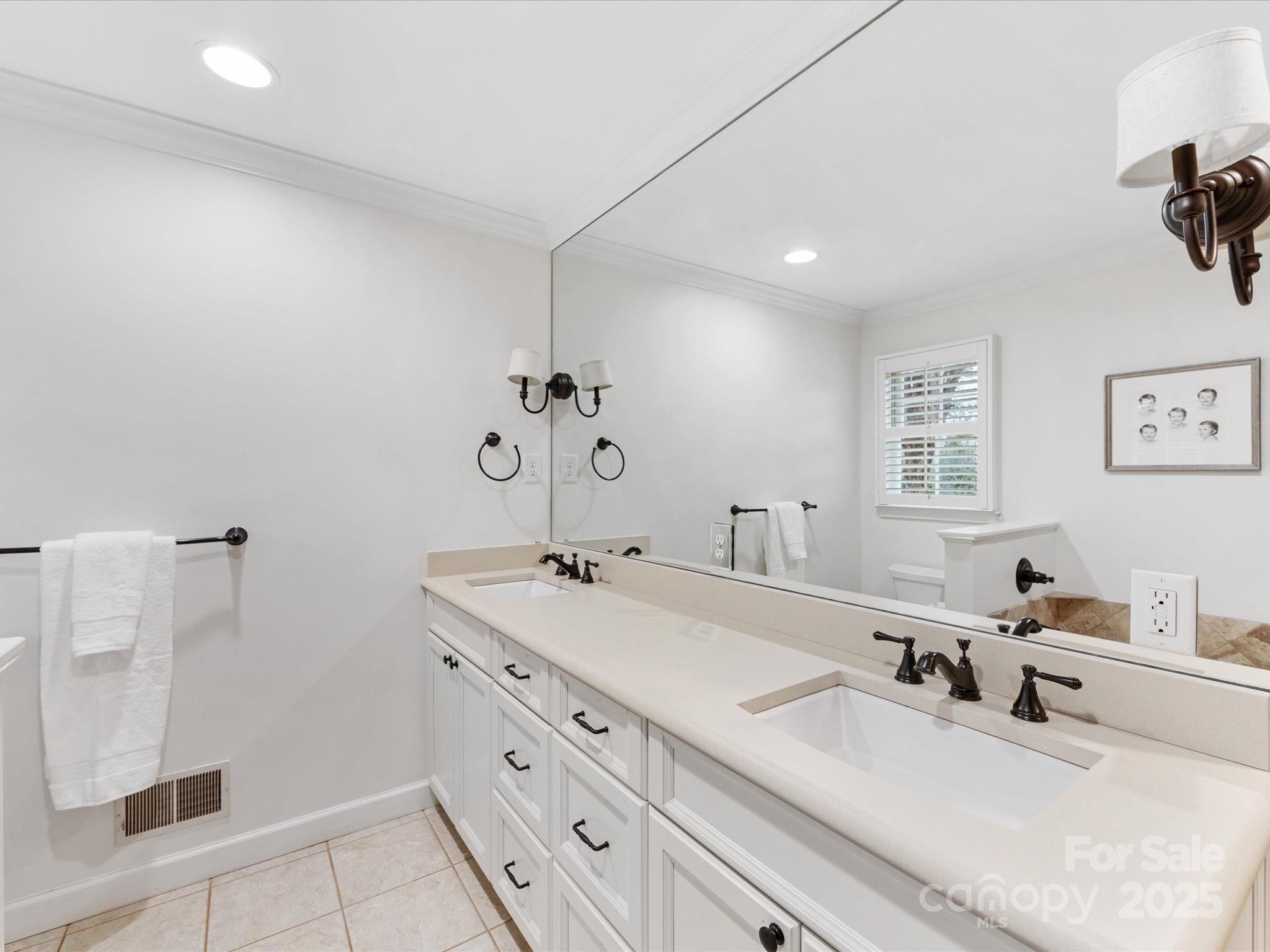 Beverly Woods East - Residential