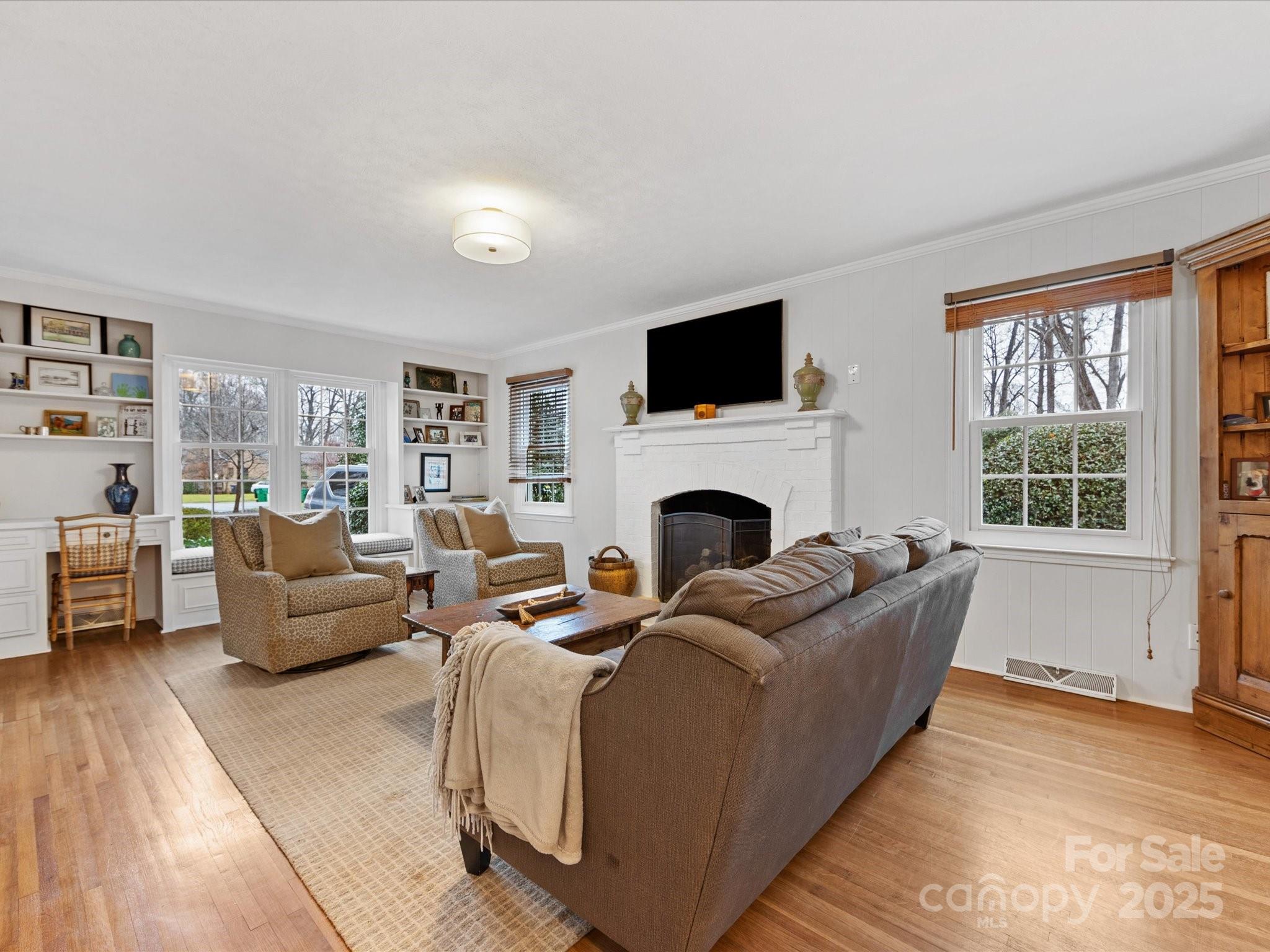 Beverly Woods East - Residential