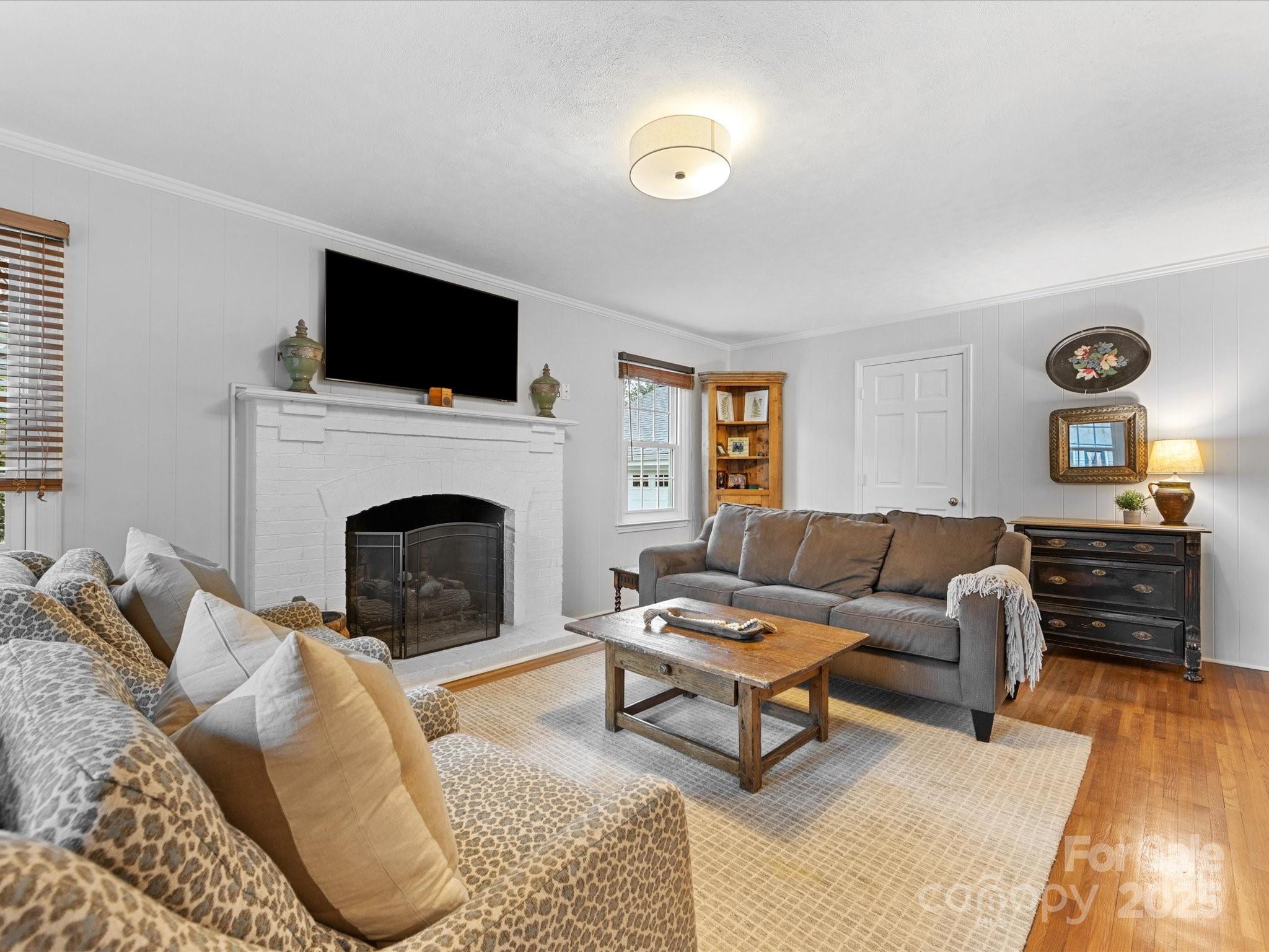 Beverly Woods East - Residential