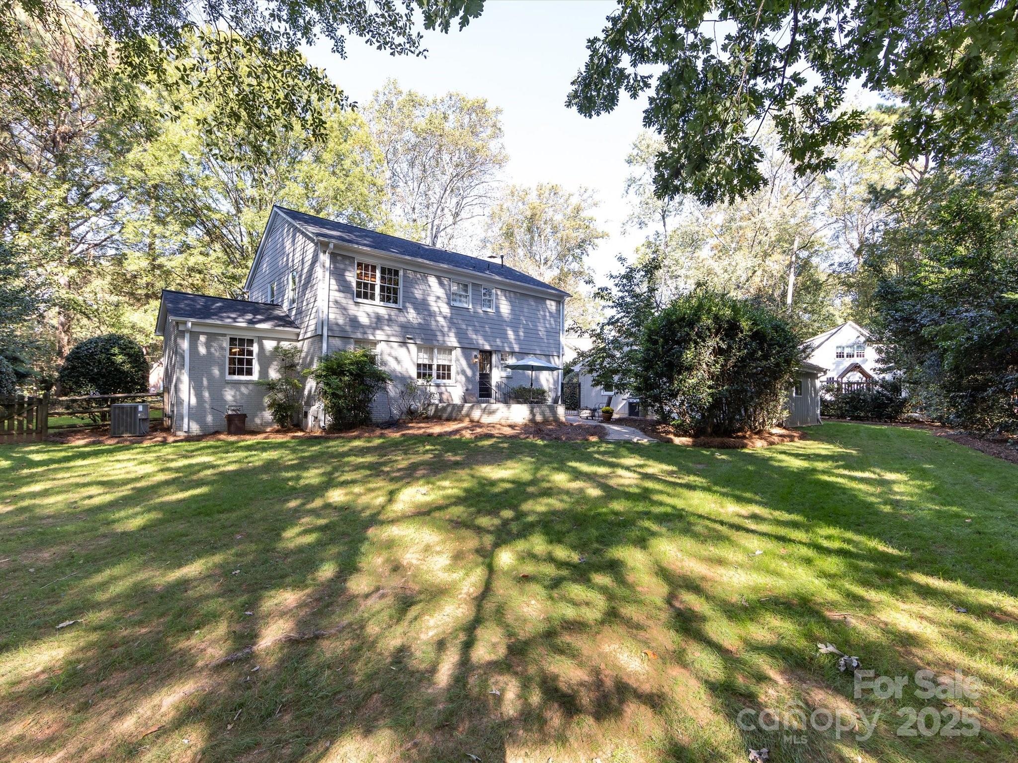 Beverly Woods East - Residential