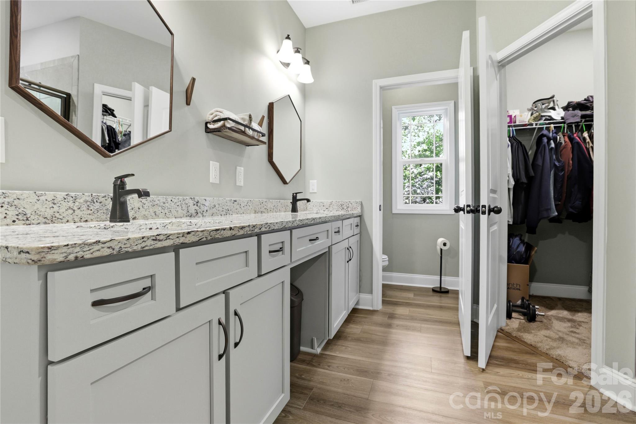 Stoney Brook - Residential