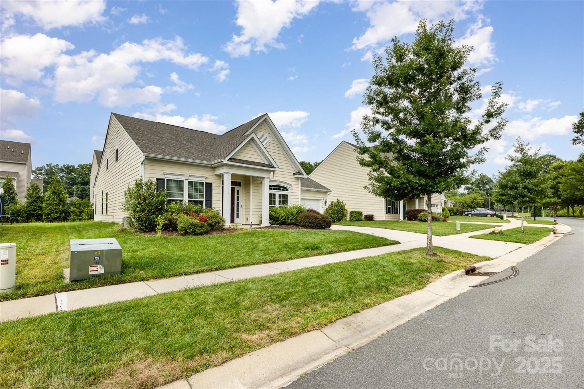 1116 Arnott Lane