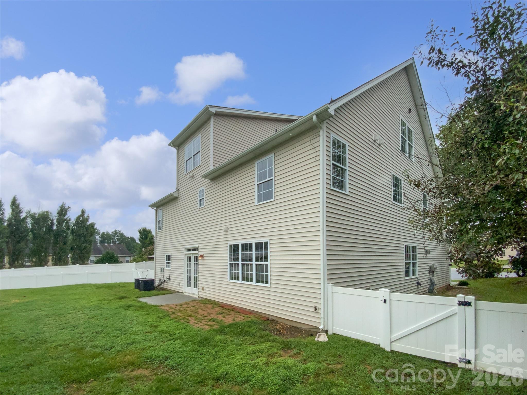 The Farm At Riverpointe - Residential