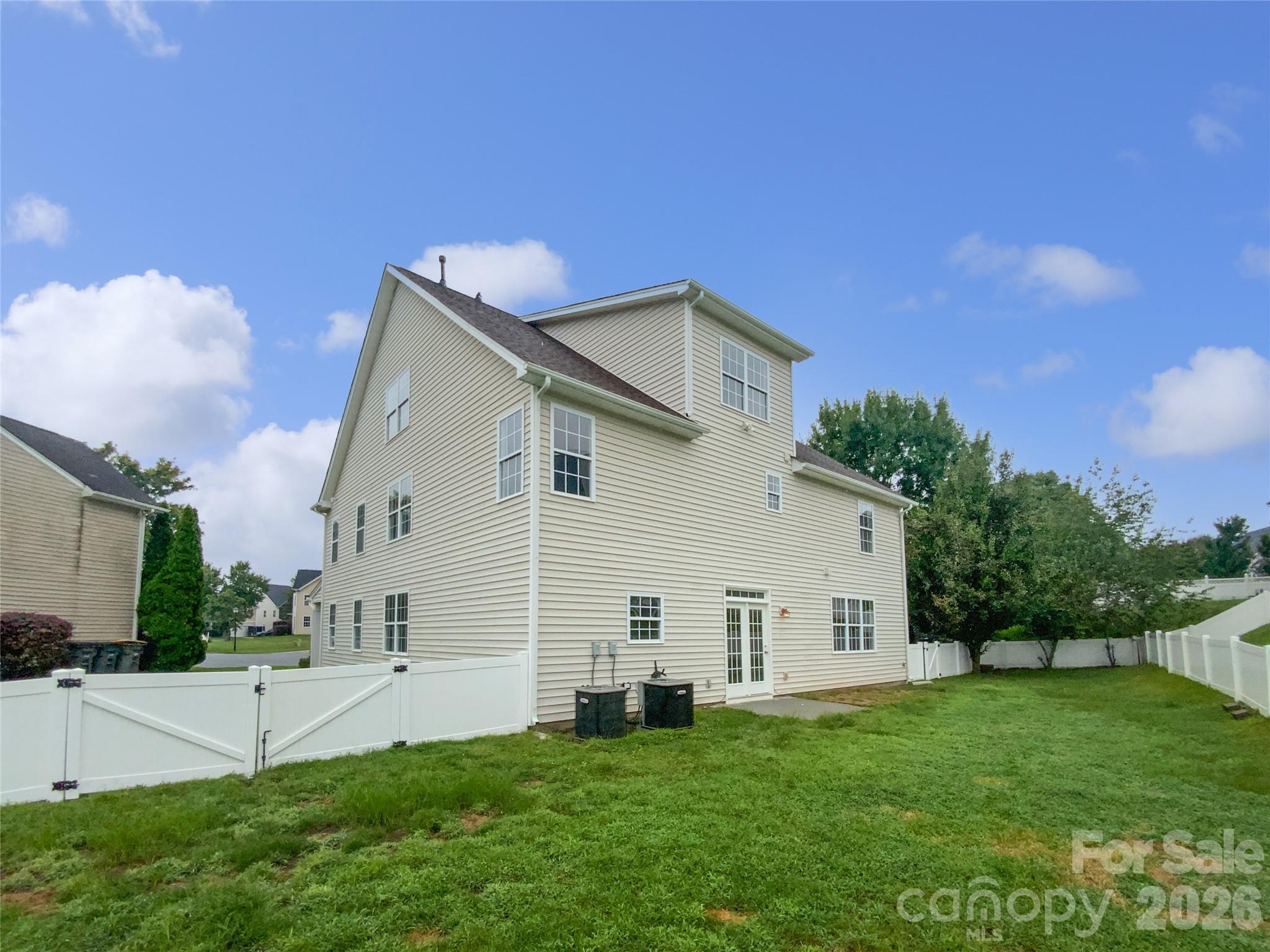 The Farm At Riverpointe - Residential