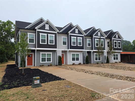 329 S BROAD ST, MOORESVILLE, NC 28115 - Image 518e50da7ae0fb4e1bf2fb2a23cda372/2662742664