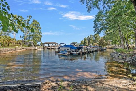19002 Lakehouse Pointe Drive Cornelius NC 28031