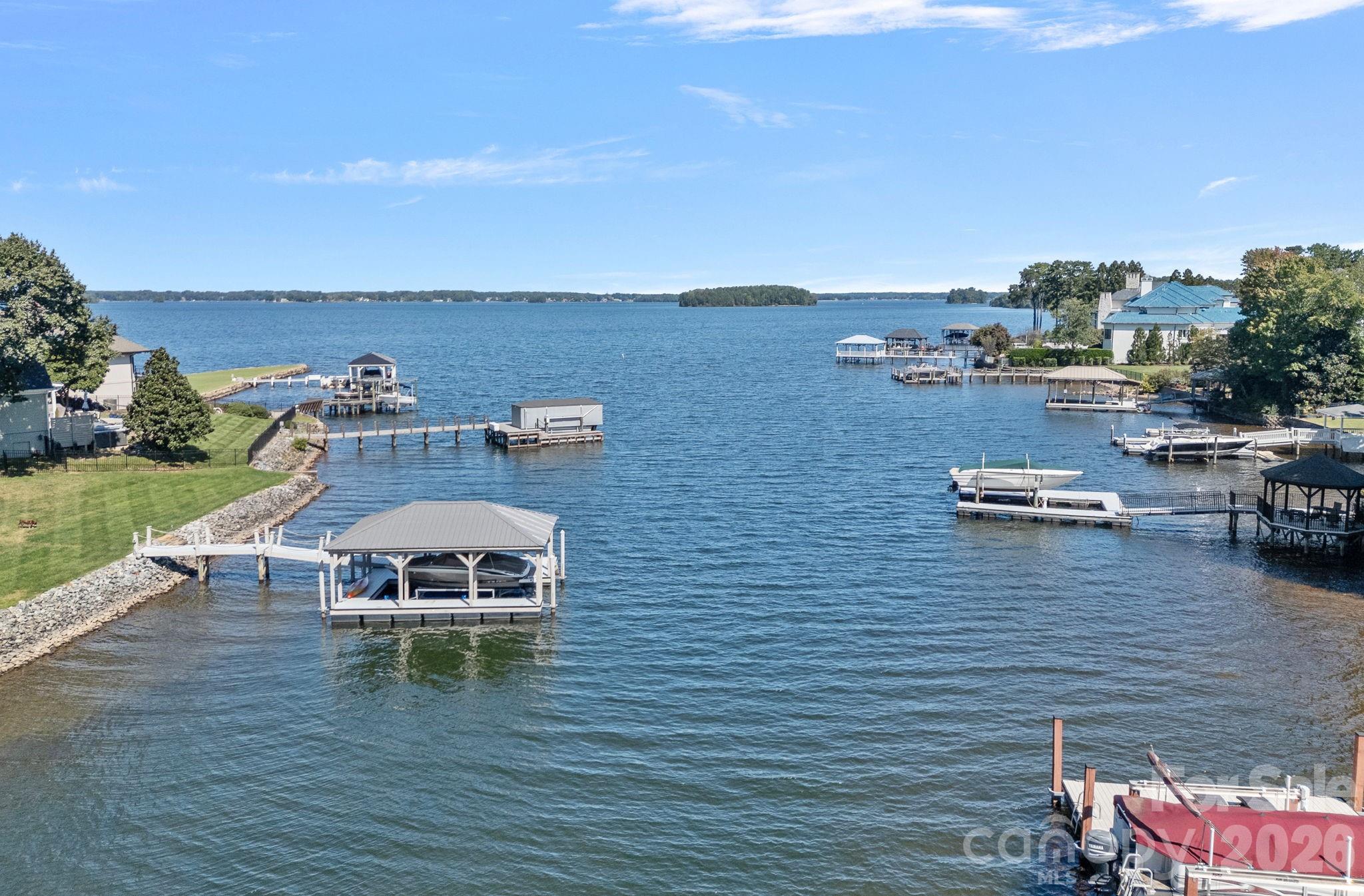 The Peninsula - Land