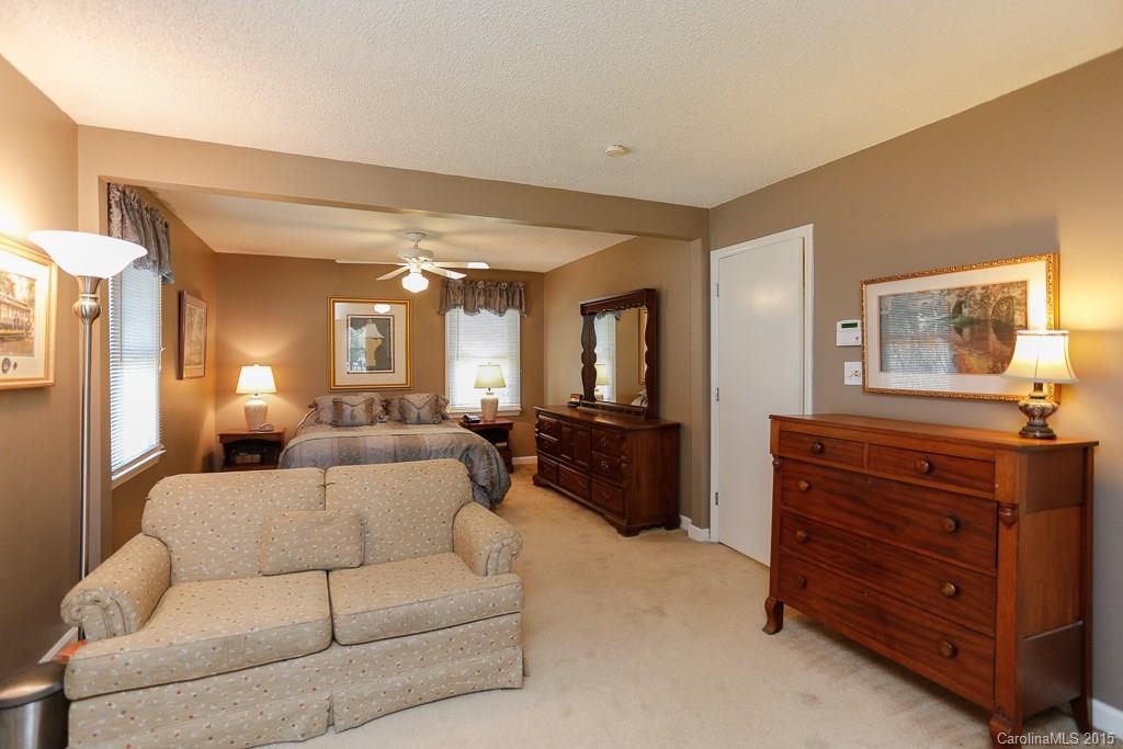 Candlewyck - Residential