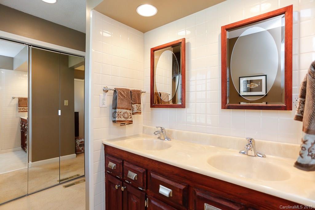 Candlewyck - Residential