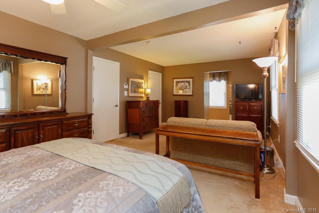 Candlewyck - Residential