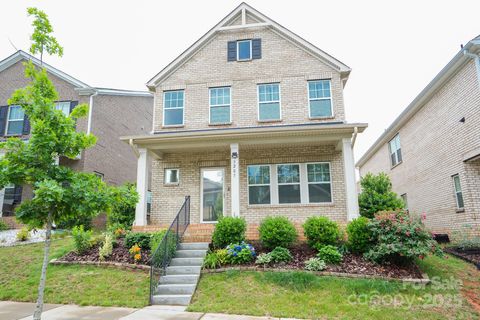 3207 Lisburn Street Charlotte NC 28227