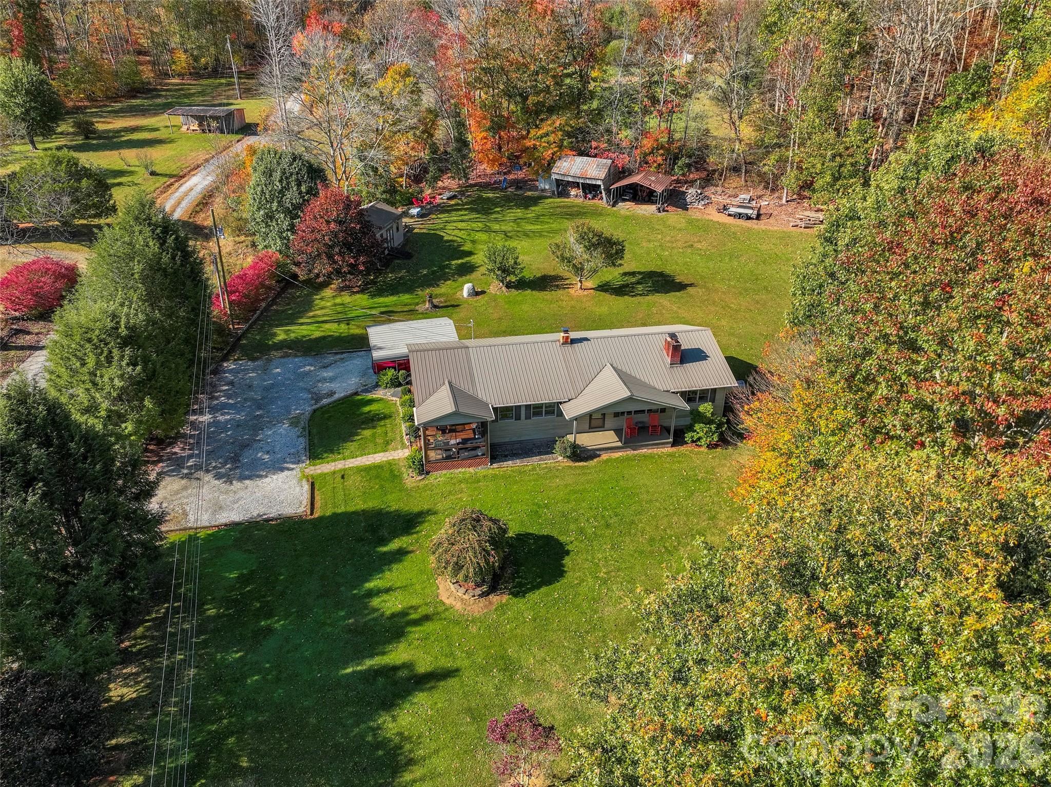 136 Roaring Spout Lane