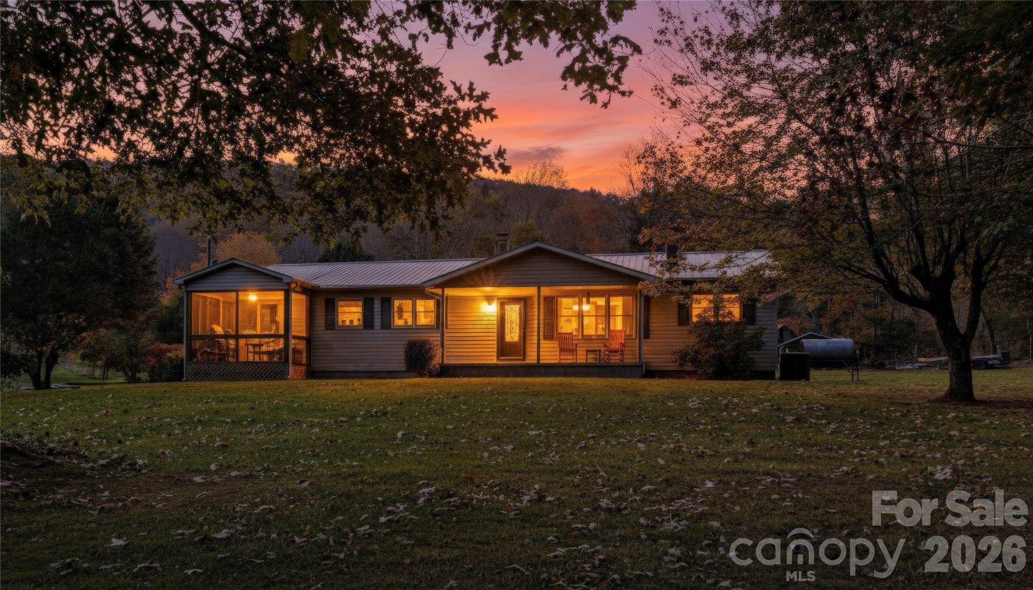 136 Roaring Spout Lane