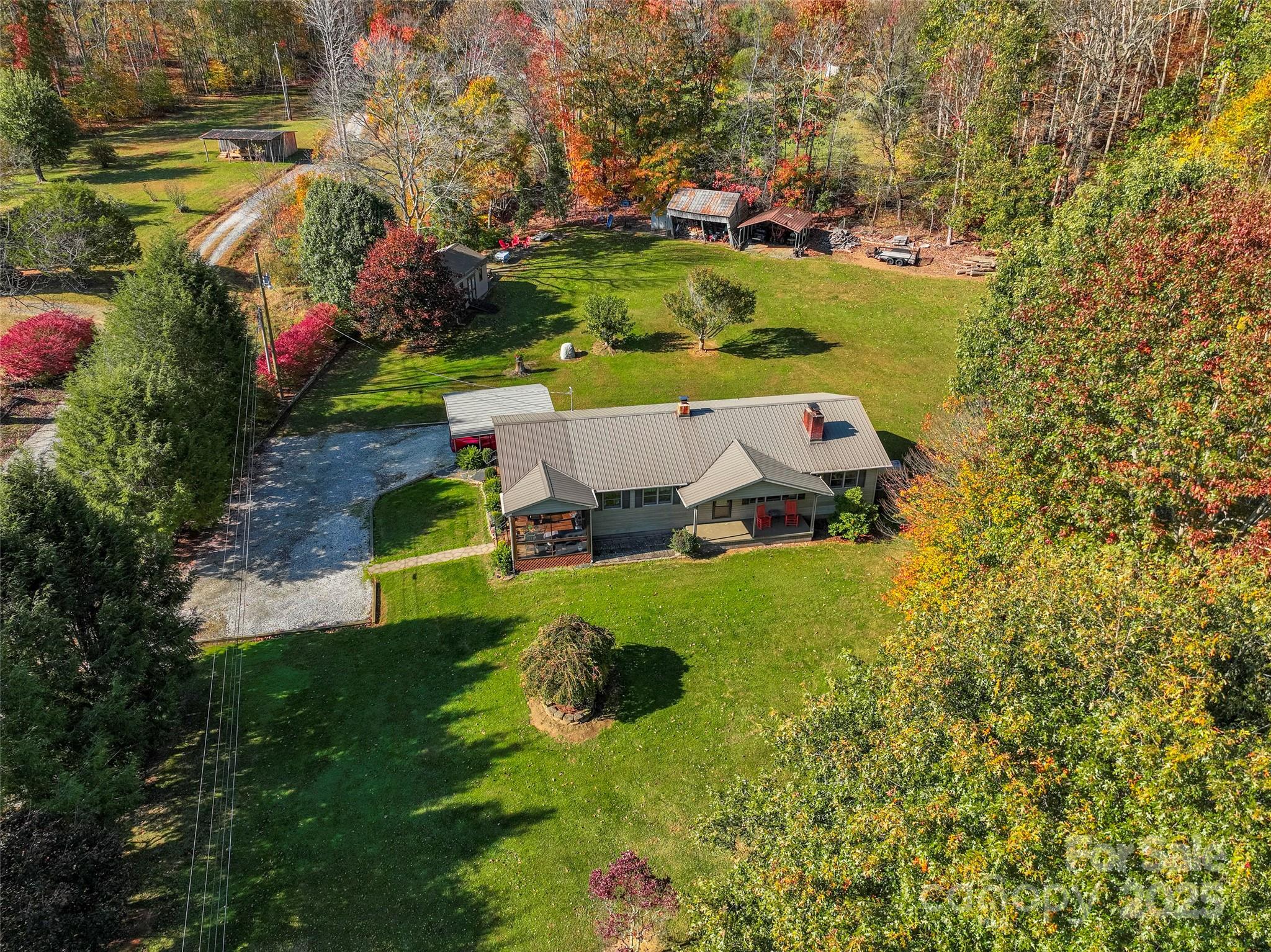 136 Roaring Spout Lane