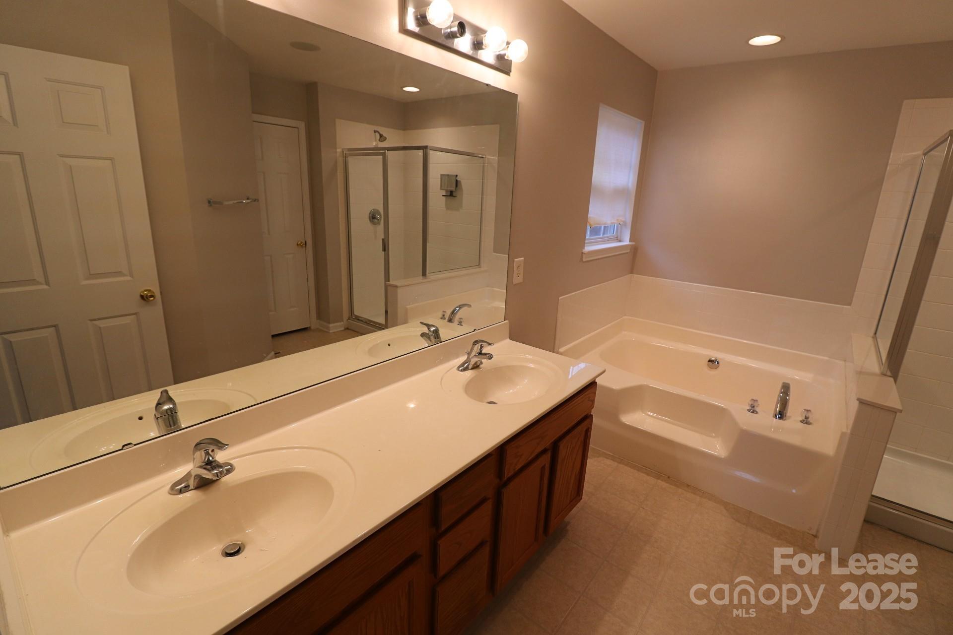 Dominion Bridge - Residential Lease