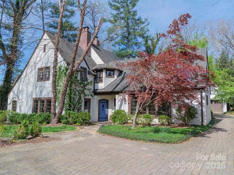 Photo for 373 Vanderbilt Road