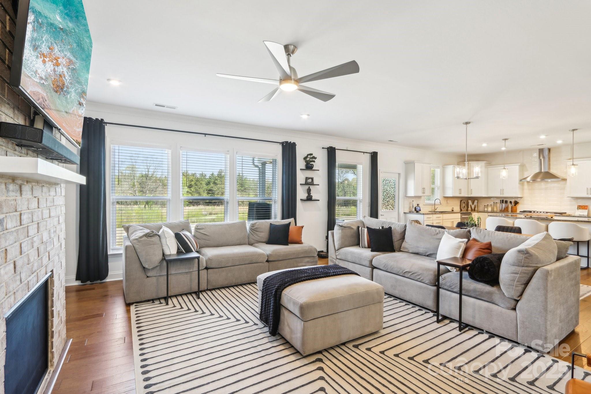 13102 Petrel Place