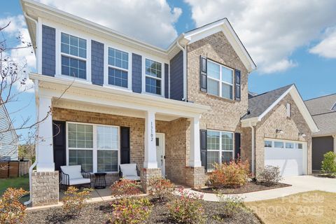 13102 Petrel Place Charlotte NC 28278