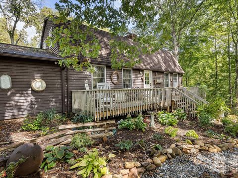 A home in Mill Spring