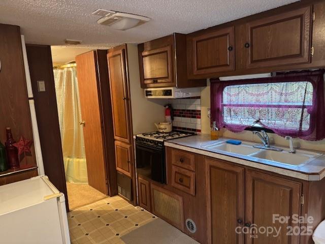 Twin Harbor - Residential