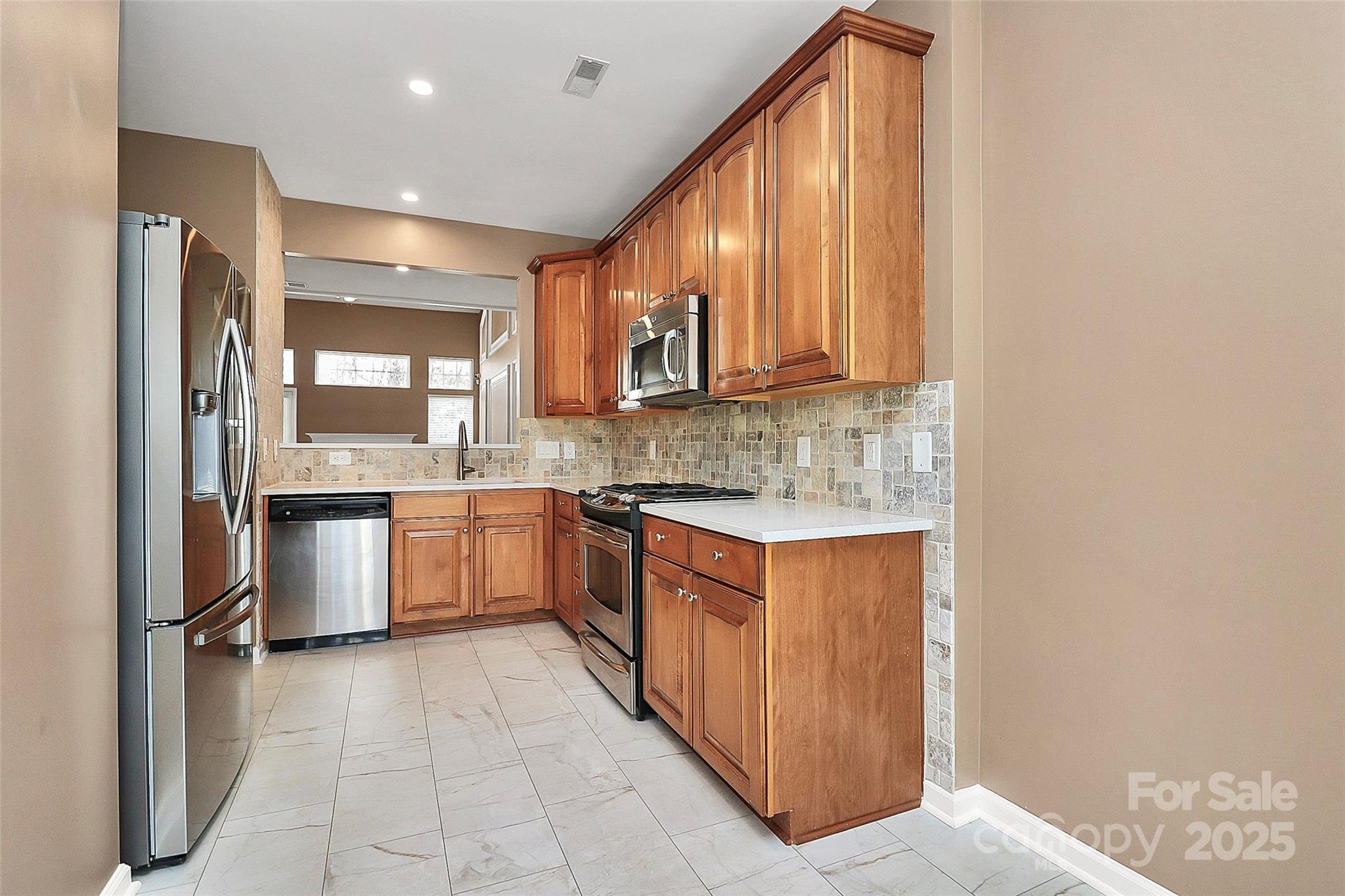 9411 Shumacher Avenue NW