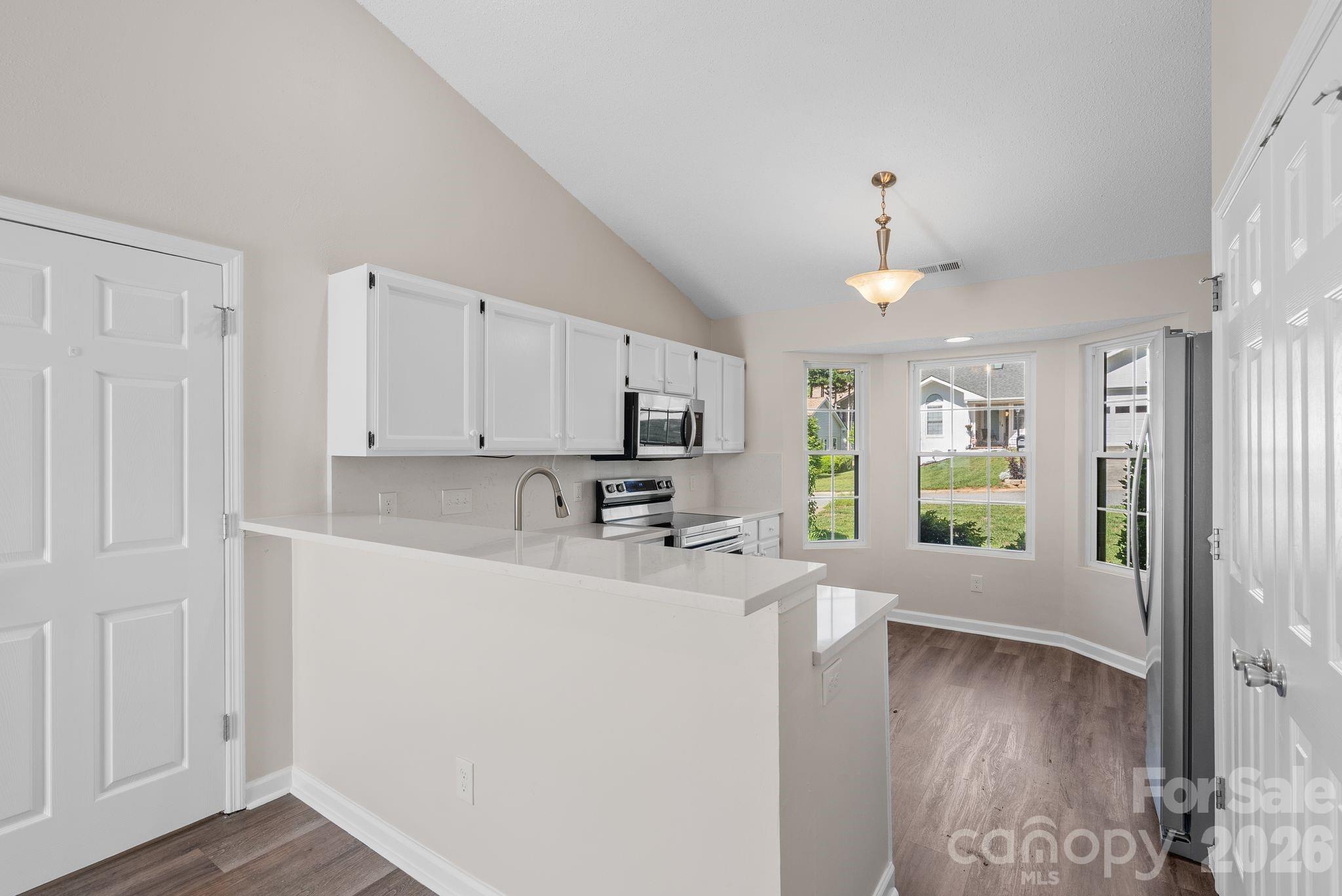 2 Gatehouse Court