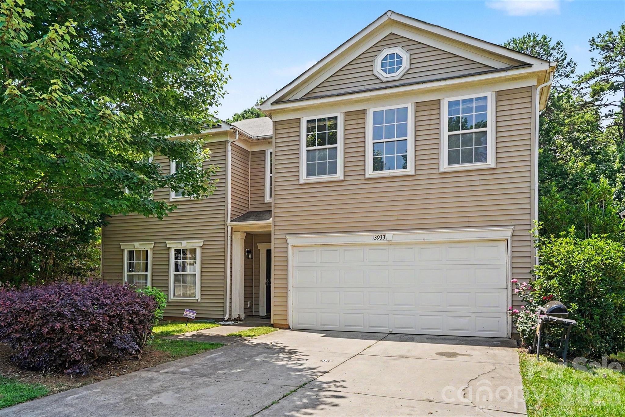 13933 Pinyon Pine Lane