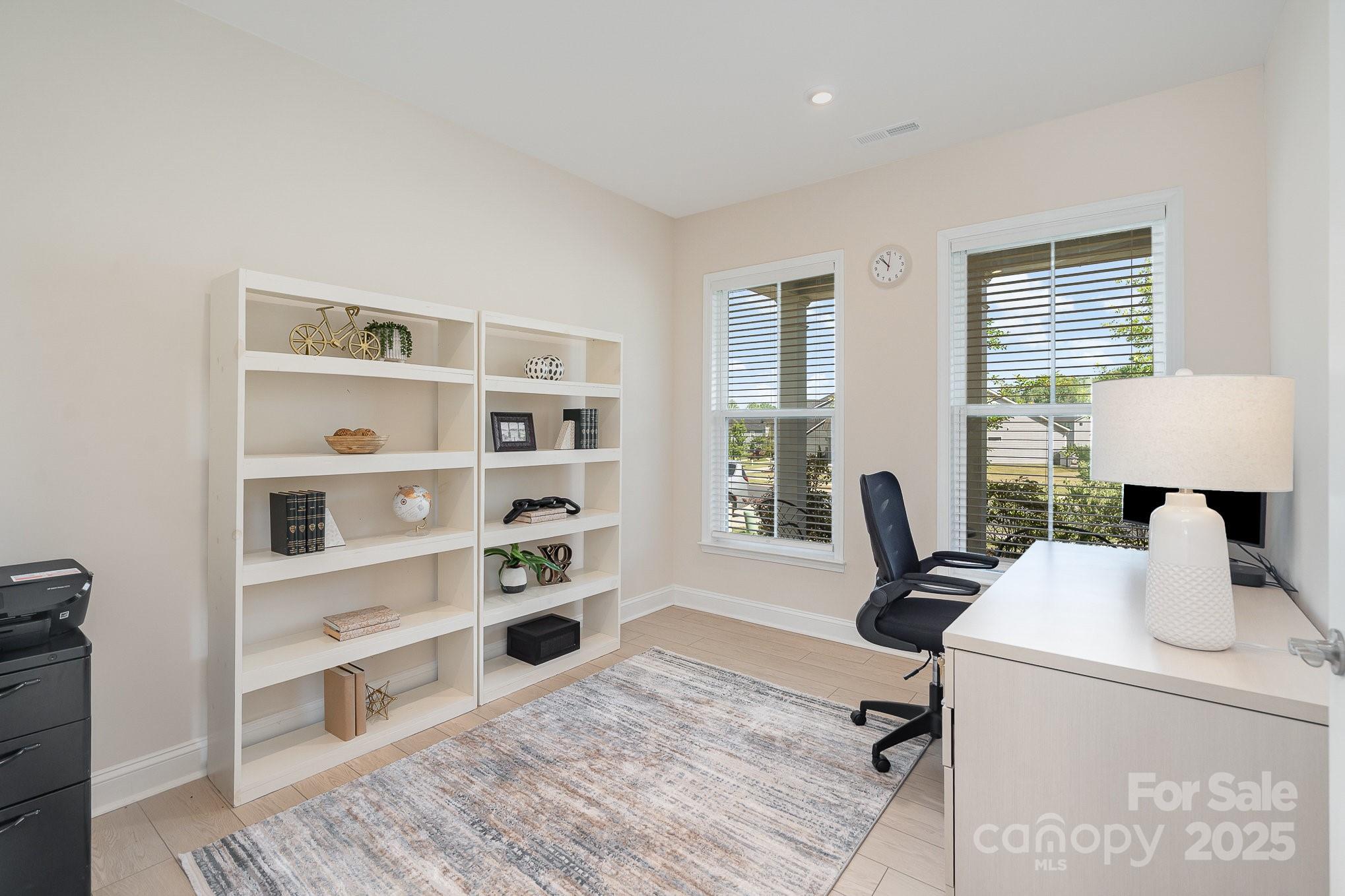 3925 Tokay Lane
