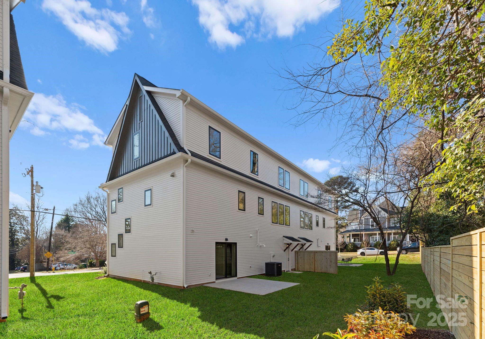 Country Club Heights - Residential