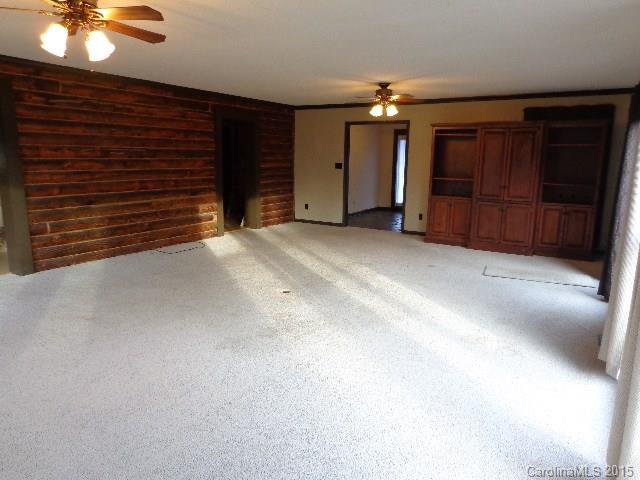 Elizabeth Oaks - Residential