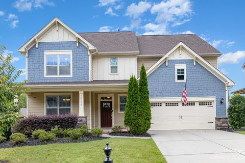Photo of 16536 Palisades Commons Drive, Charlotte, NC 28278 (MLS # 4058431)