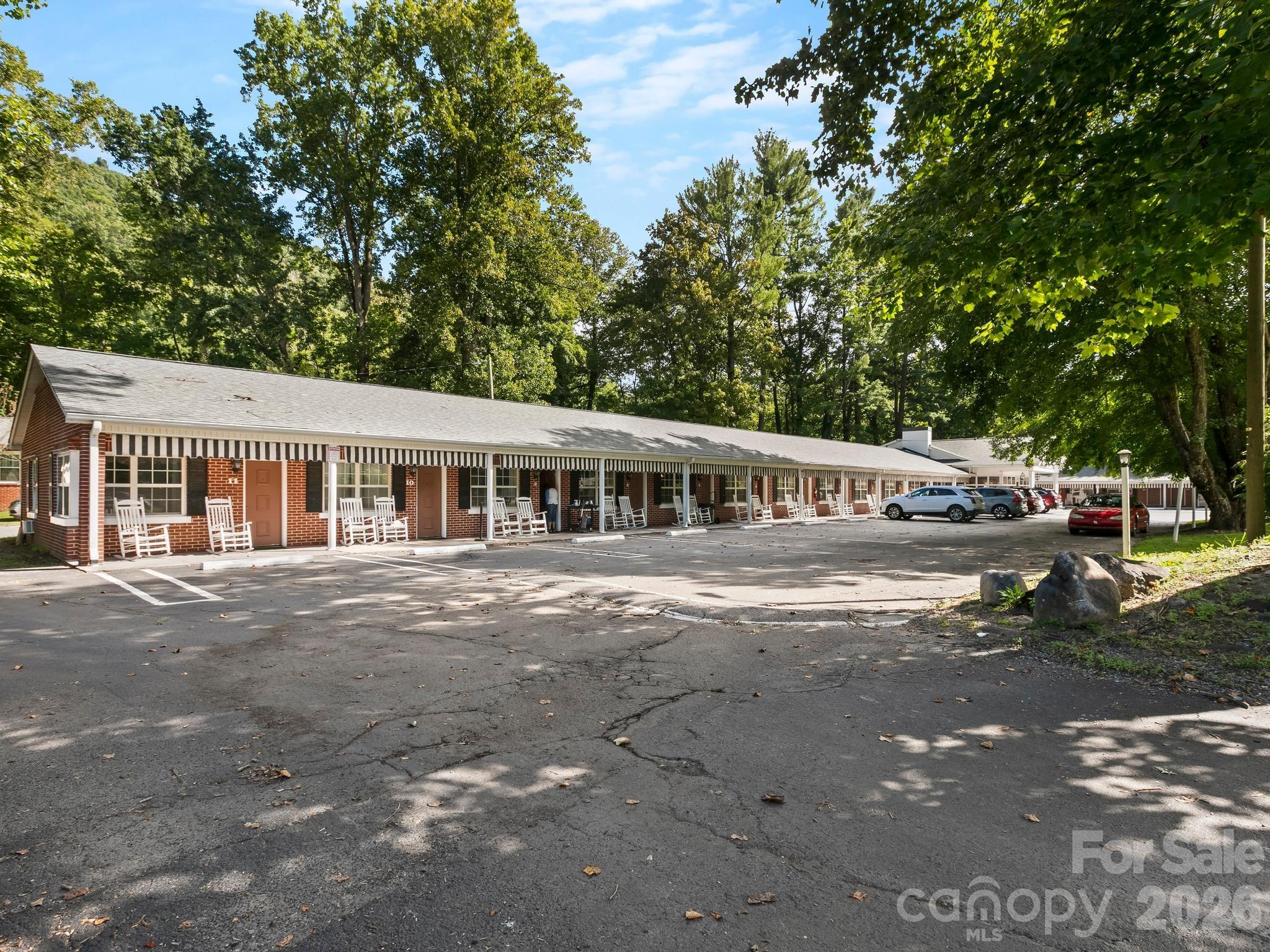 2474 Soco Road