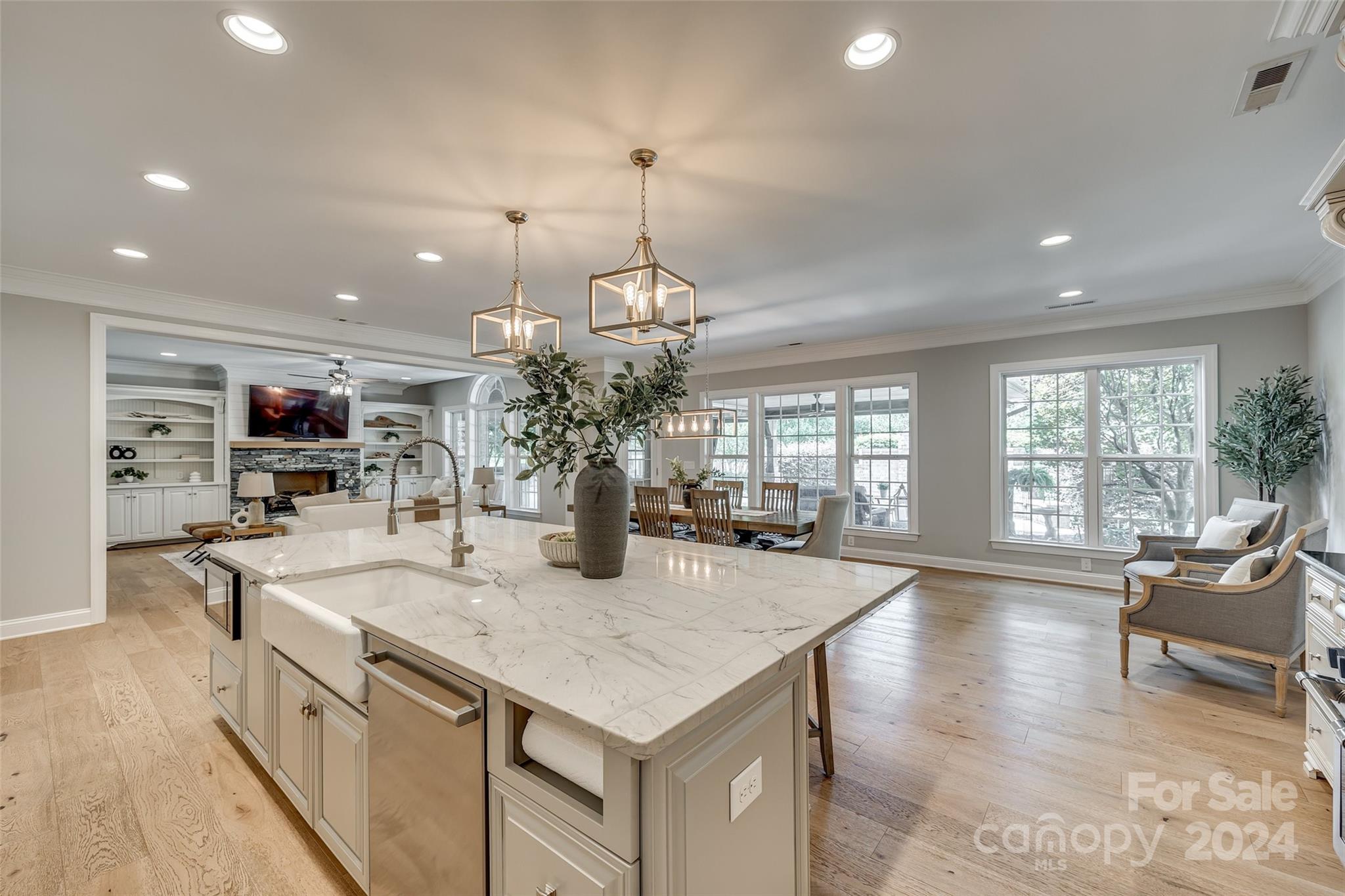 The Chimneys Of Marvin - Residential