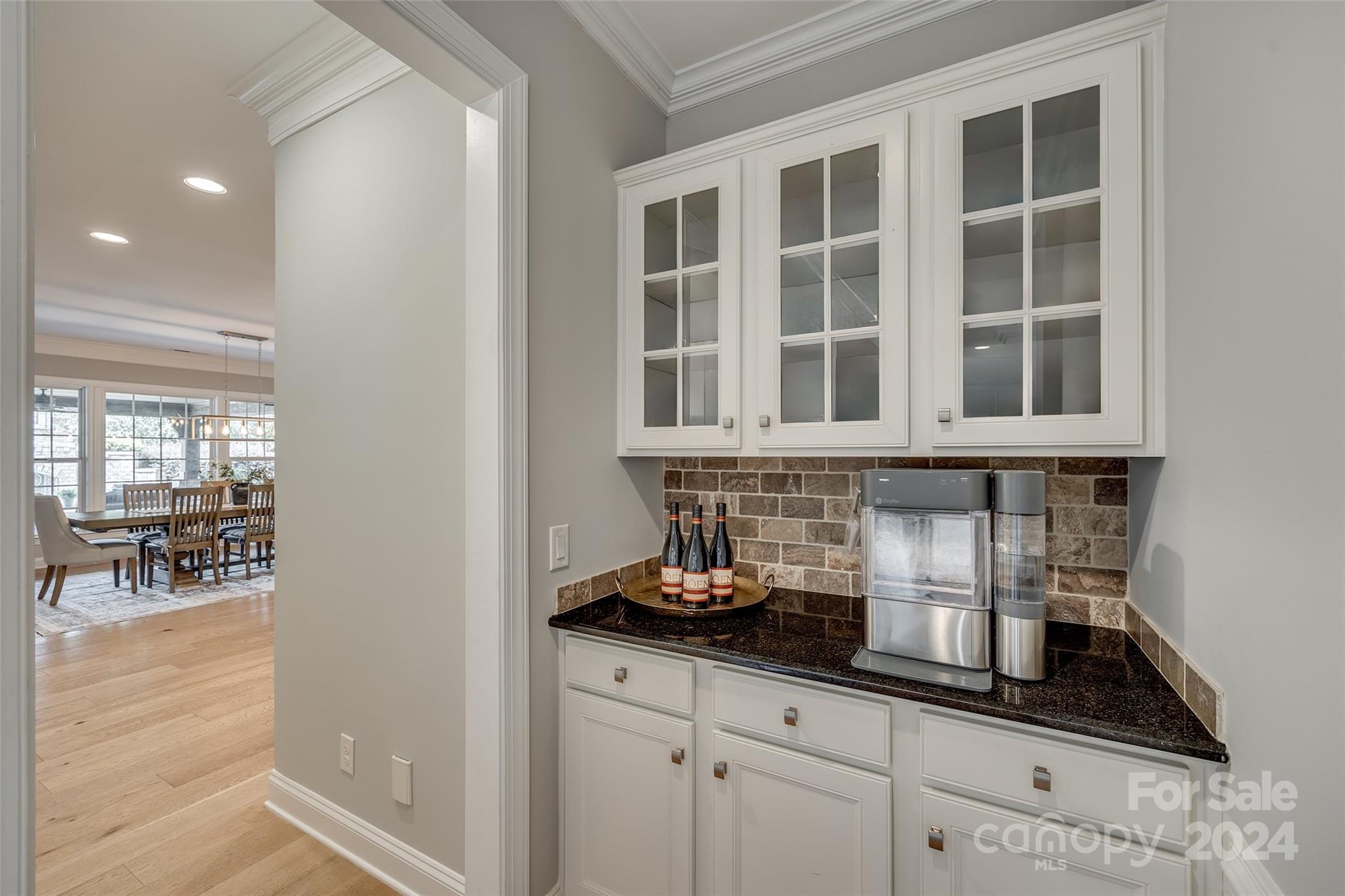 The Chimneys Of Marvin - Residential