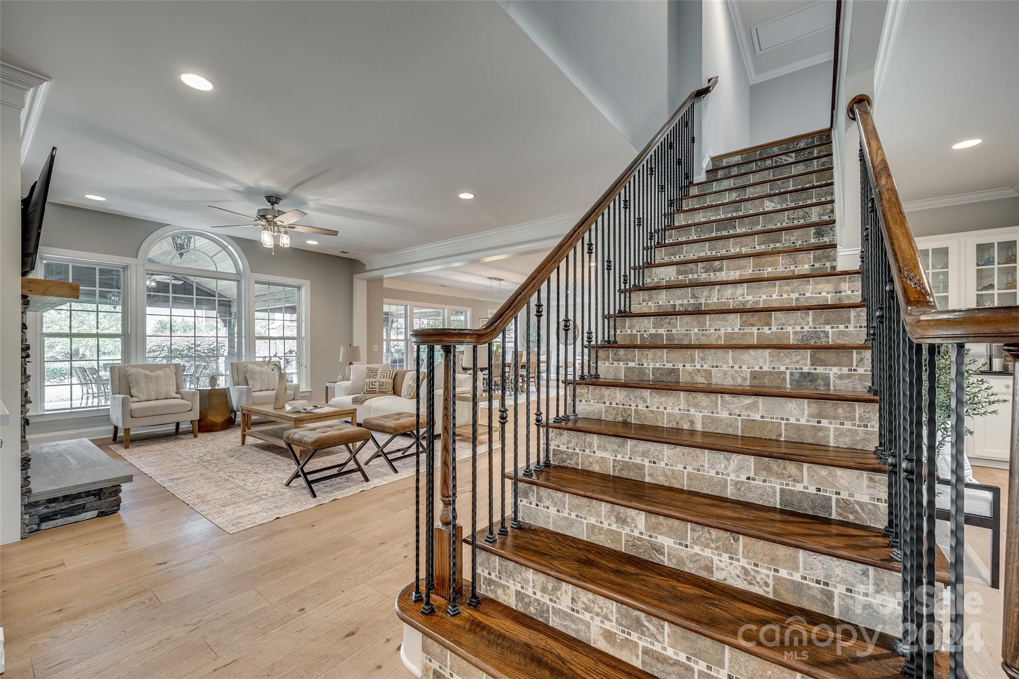 The Chimneys Of Marvin - Residential