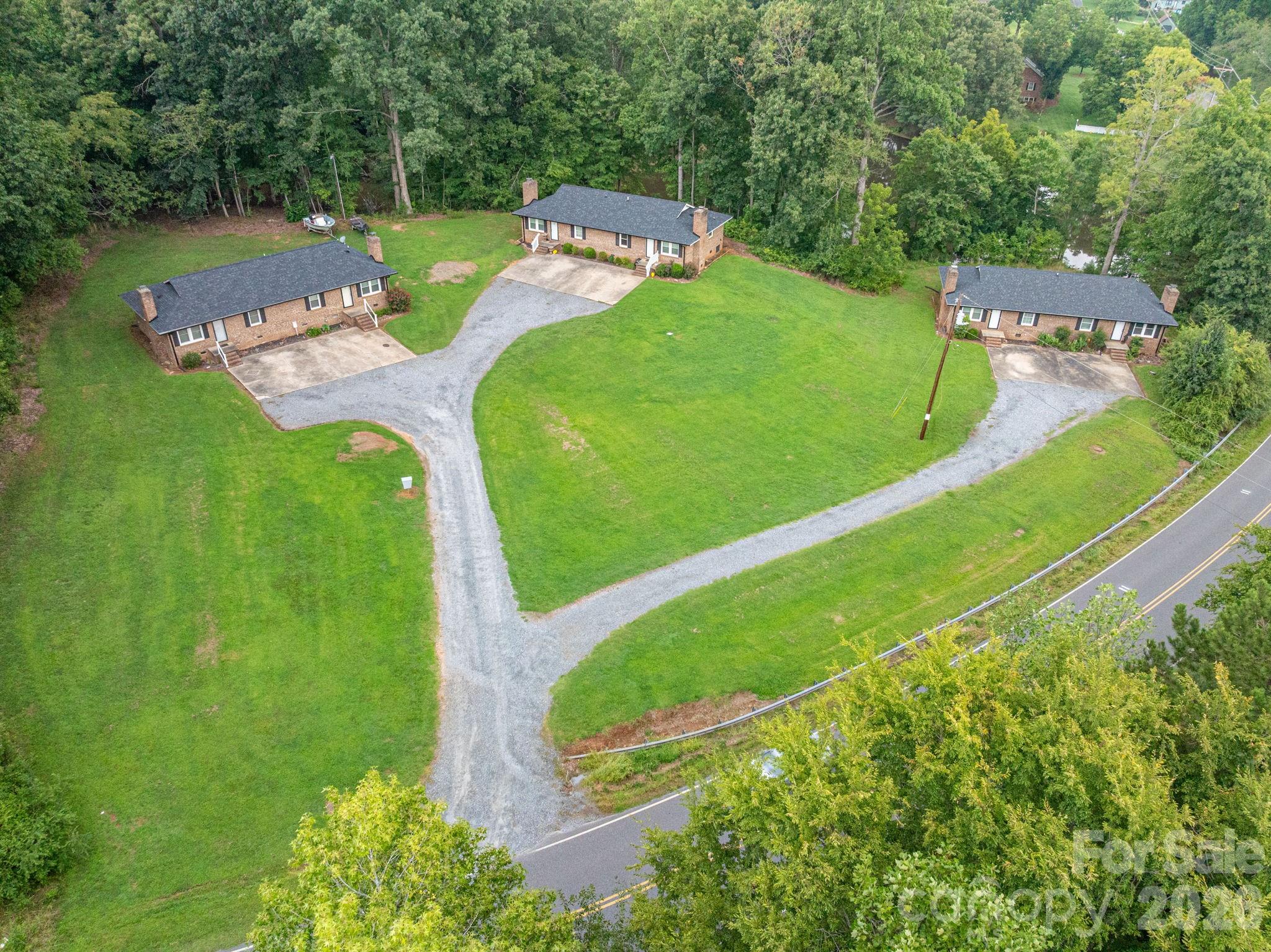 611 Borders Road