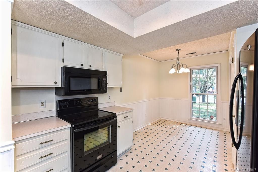 Renaissance On Carmel - Residential