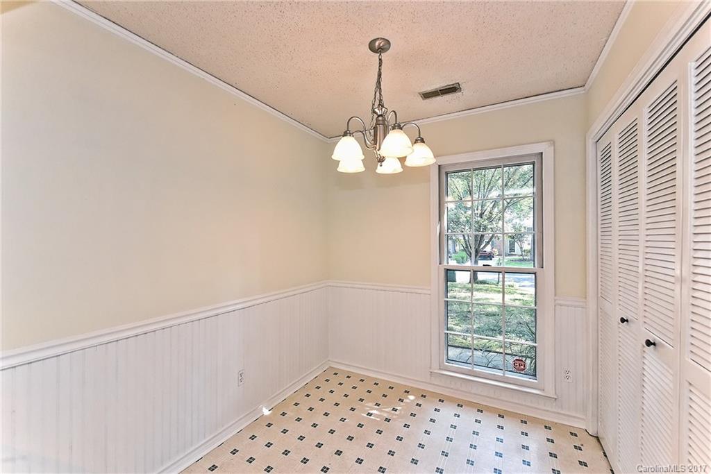 Renaissance On Carmel - Residential