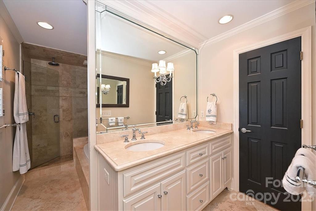 Barclay Downs - Residential