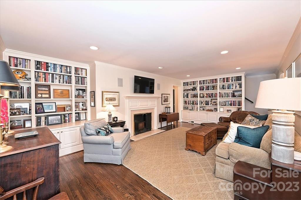 Barclay Downs - Residential