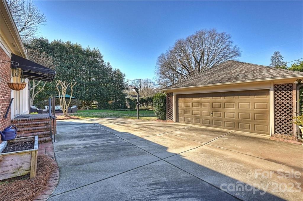 Barclay Downs - Residential