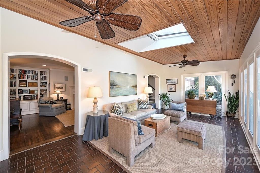 Barclay Downs - Residential