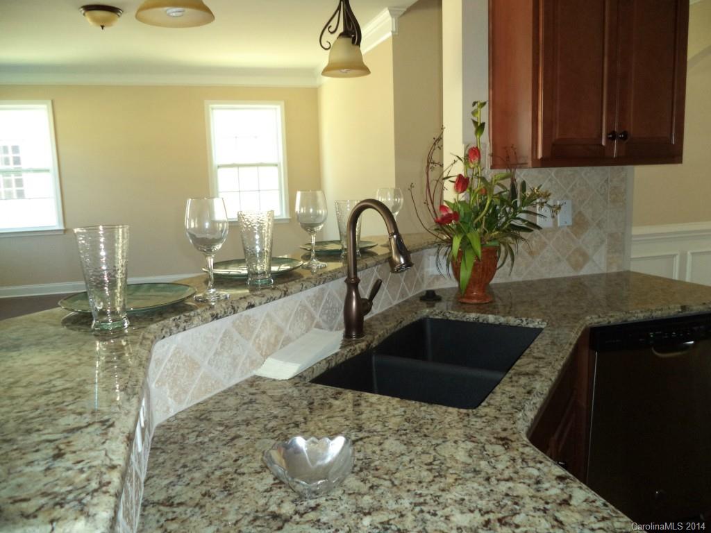 Lake Ridge - Residential