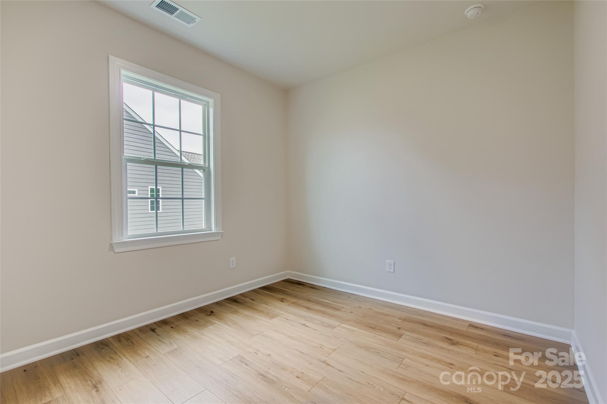 Roselyn - Residential