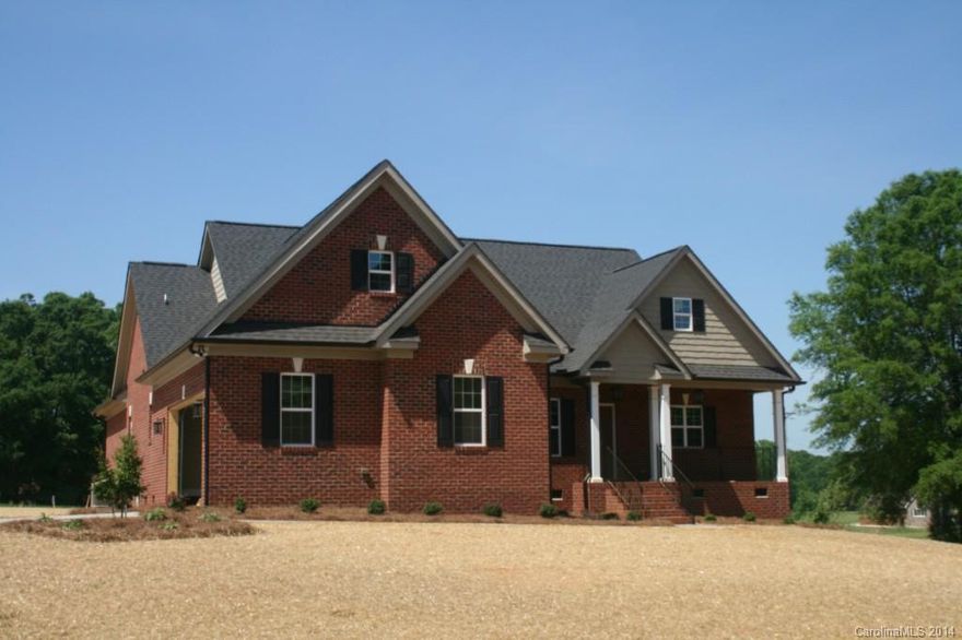 PREPARE TO BE IMPRESSED!!!Fantastic NEW CONST! Full Brick ranch with unfinished BONUS over garage. Spacious GR w/gas log FP. Formal dining room. Kt boasts granite counter tops. Cozy BKR. MBR w/trey ceiling. HW floors in main living area. Huge covered rear porch and front porch perfect for your rocking chairs. NO HOA!!!! Qualifies for 100% USDA financing.