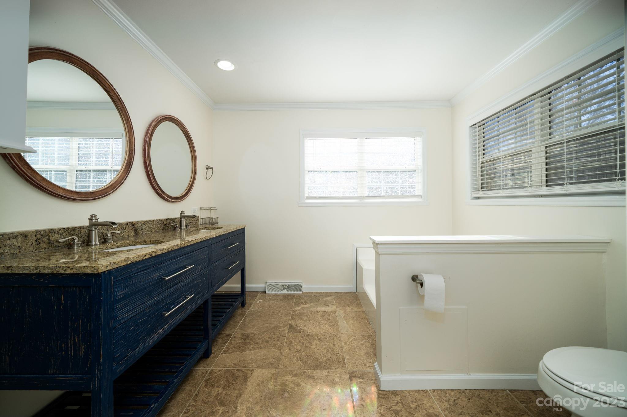 Windsor Pointe - Residential