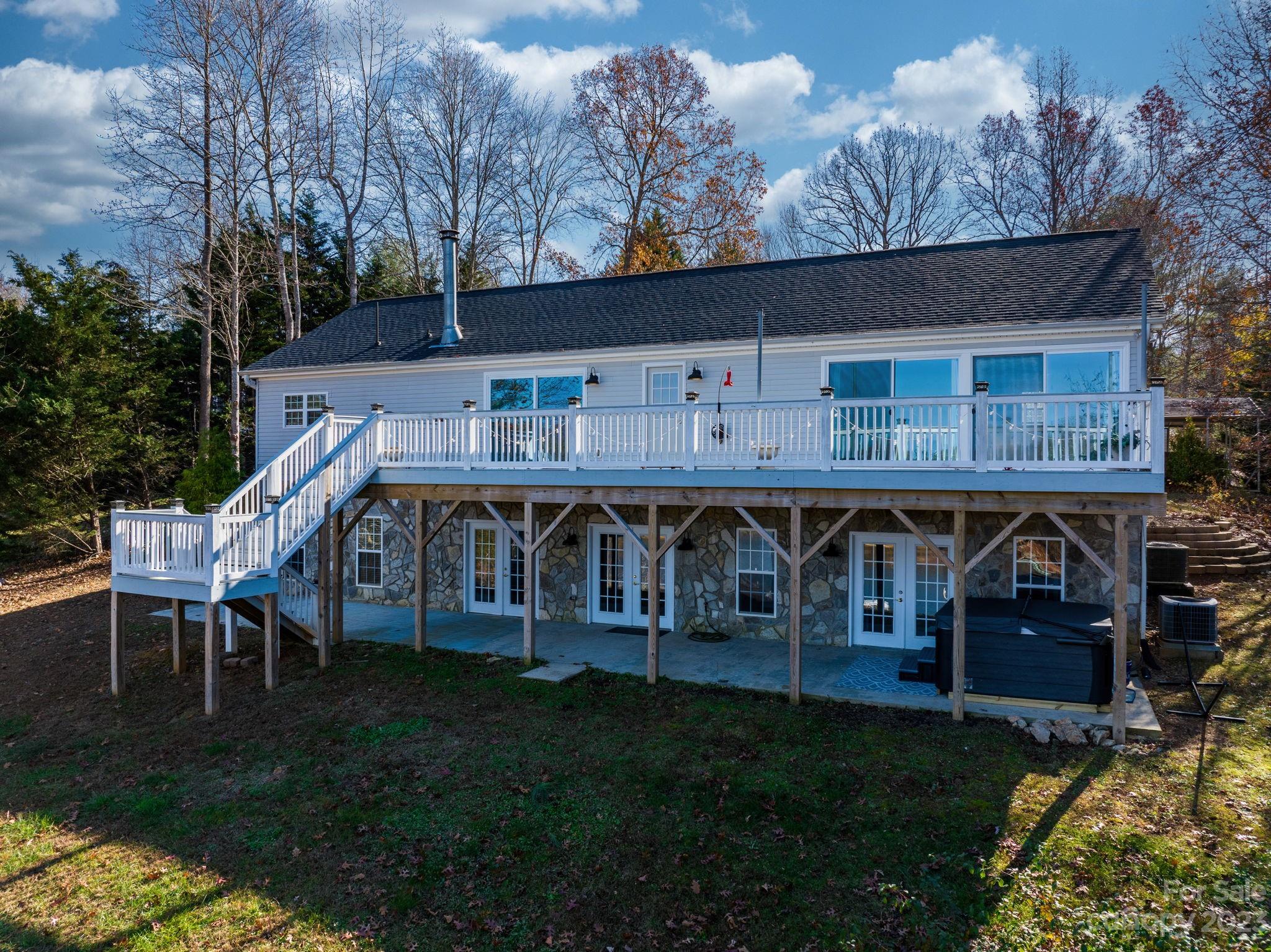 Windsor Pointe - Residential