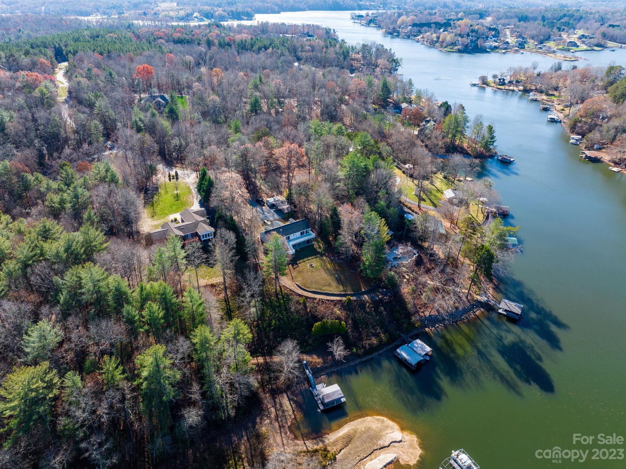 Windsor Pointe - Residential